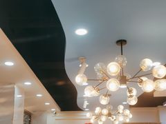 -休记光头香辣蟹干锅(绵竹店)