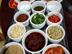 -朝伟清真铜瓢牛肉馆(三十年老·店)