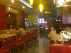 -尊宝比萨(华景新城店)