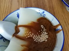 凉糕-邓婆婆手工冰粉铺(中港·燊海森林店)