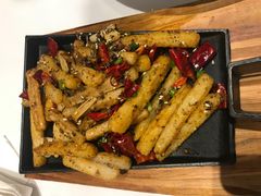 干煸土豆莲藕条-Lotus 莲花空间(国贸商城店)