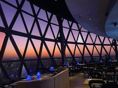 -东方明珠·空中旋转餐厅