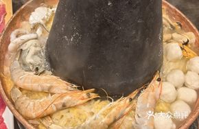 Seafood Sour Cabbage Pot