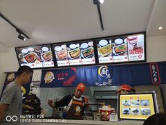 -鲲少爷烤鱼饭.螺蛳粉·清真(爱琴海店)