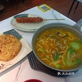 他们家的米线好吃的真是没话说！吃货们必打卡之圣地哦！