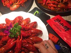 -沪小胖小龙虾(淮海中路旗舰店)