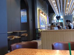大堂-星巴克臻选(福州东百中心分店)