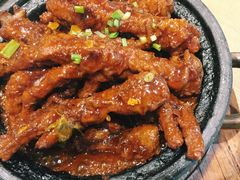 石锅虎皮凤爪-品大三·南京菜(大行宫店)