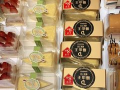 -TOUCH泰奇(奉贤宝龙城市广场店)
