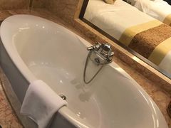 -绍兴鉴湖君澜大酒店