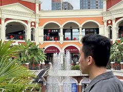 -佛罗伦萨小镇广佛名品奥特莱斯(疏港路店)