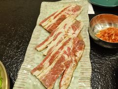 -臻牛烤肉