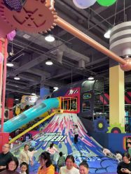 -欧酷世界动力星球(王府井奥莱UP TOWN店)