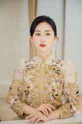 -洋洋婚纱品牌集合店