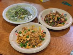 -何永光123鲜牛肉馆(1号店)