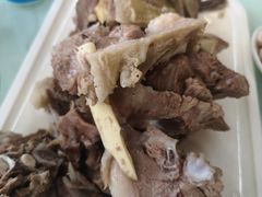 -清真·胖妈妈手抓餐厅(定西路长城宾馆店)