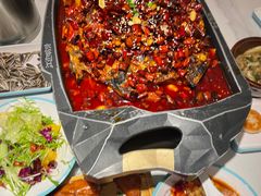 -江边城外烤全鱼(龙德广场店)