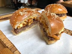 薯条汉堡-悠航SLOWBOAT(三里屯店)