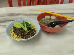 -颂记牛肉粉