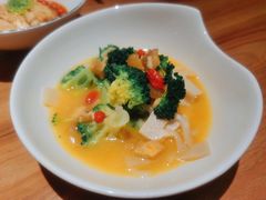 西兰花浸春笋-新太二·鲜料川菜(智慧城广百店)
