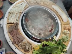 -羊来顺冰煮鲜羊 铁锅烀羊肉(中央大街店)