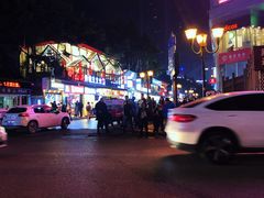 -八一好吃街·高品美食广场