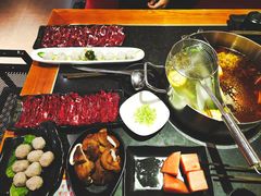 -宴全牛粤来越牛潮汕鲜牛肉火锅(海州万达广场店)