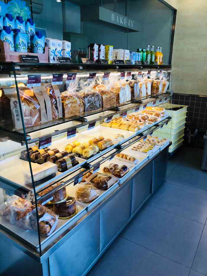 金凤成祥(定福庄店)-"现在金凤成祥的面包大多独立包装了,这样很.