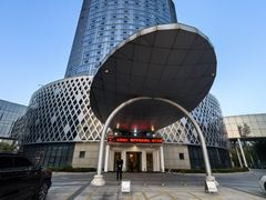 -德州凤冠假日酒店