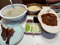 -梅利汴京烤鸭•开封豫菜地标店(东司门店)