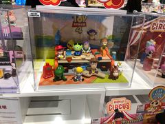 -泡泡玛特POPMART(崇文门国瑞城店)