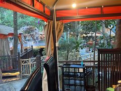 -二荆条·蜀鲜汇城市森林火锅