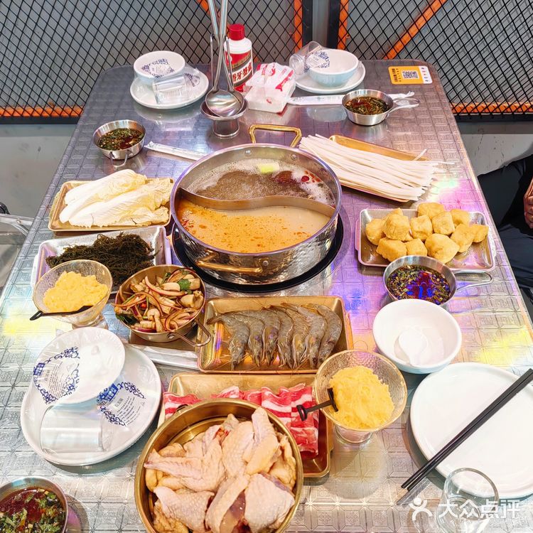 糟粕醋火锅，地道海南味儿～