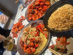 -巴厘龙虾·榜首油焖大虾(音乐学院·沿江酒馆店)