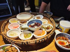 -包整·丝娃娃(一览甲秀楼风景店)