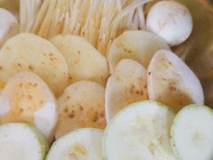 -胡悦里韩式烤肉(芝罘万达广场店)