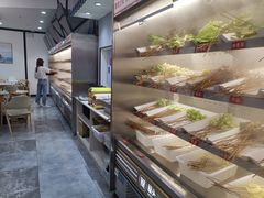 自助取餐区-屋头串串(新街里店)