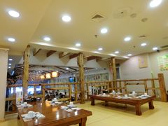 -青瓦餐厅·生鱼片·韩园烤肉(西塔店)