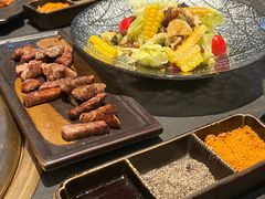 -铭牛烧肉·和牛海鲜自助(高新月牙湖店)