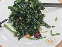 -西部马华清真兰州牛肉面·烧烤夜市(三里河店)