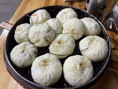 -舒小笼松针小笼包