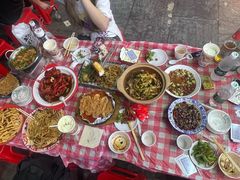 -江城燕子大排档(江汉路步行街店)