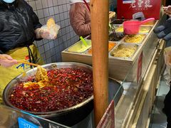 自助取餐区-三兄弟高炉烧饼