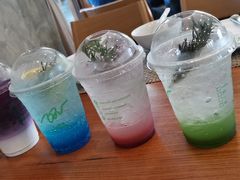 -Chom Cafe and Restaurant