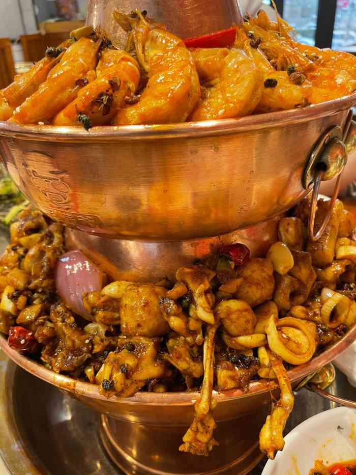 老佛爷炭火蛙锅(崂山路店)