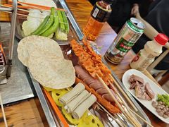 -哈尔滨小酒馆·鲜肉现穿自助烧烤(康新花园店)