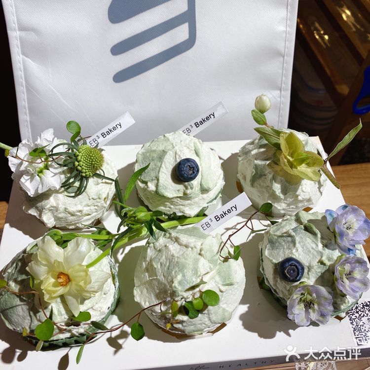 怎么爱你都不够LEB ³ Bakery勒布立方甜品