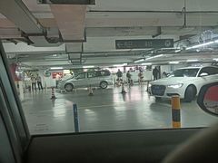 -上海浦东国际机场T1航站楼-P1停车场