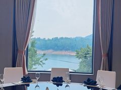 -华凌山庄·隐湖栖