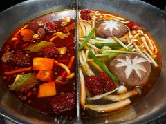 -湊湊火锅·茶憩(新中关购物中心店)